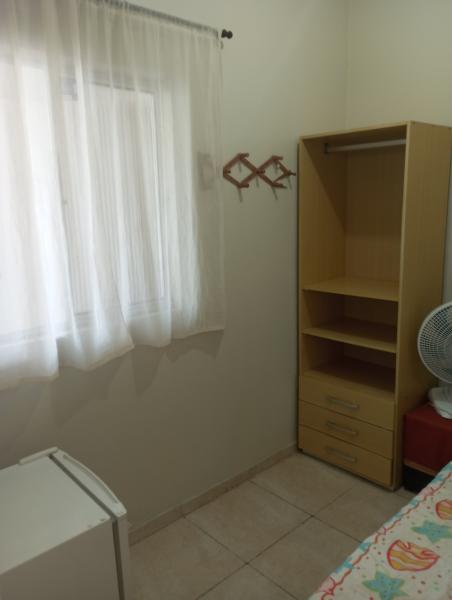Imagem 2 da galeria do anúncio: Quarto para moças no Meireles