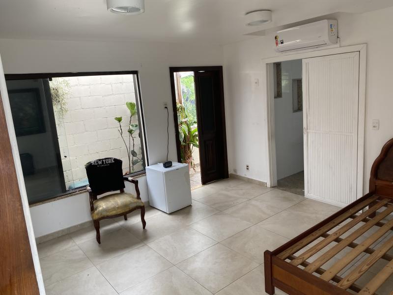 Imagem 8 da galeria do anúncio: Suíte  em cobertura com jardim