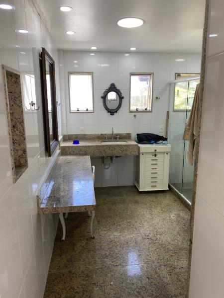 Imagem 9 da galeria do anúncio: Suíte  em cobertura com jardim