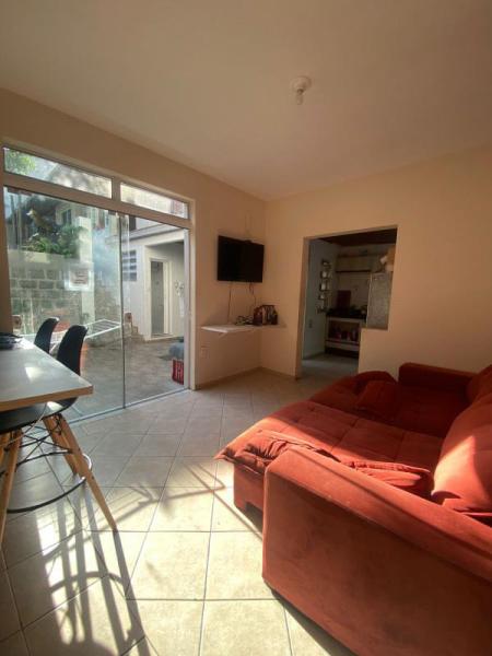 Imagem 3 da galeria do anúncio: quarto mansao trindade