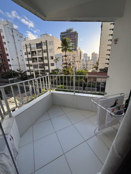 Imagem 3 da galeria do anúncio: Quarto mobiliado no Costa Azul