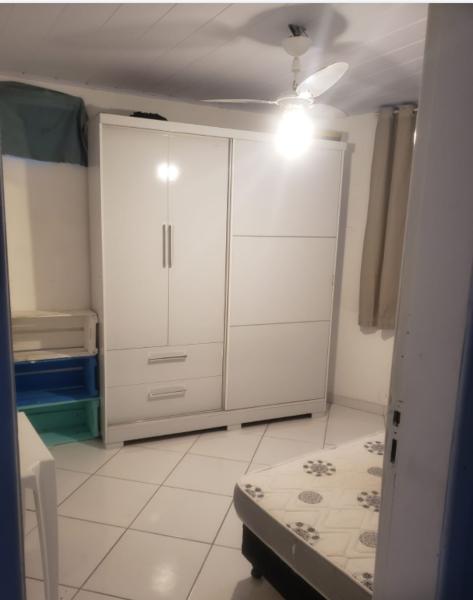 Imagem 1 da galeria do anúncio: Aluguel de quarto para menina estudante