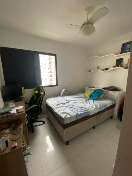 Imagem 1 da galeria do anúncio: Quarto grande privado em apto no Alto de Santana