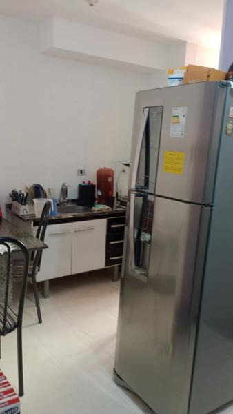 Imagem 3 da galeria do anúncio: Divido apartamento condominio França