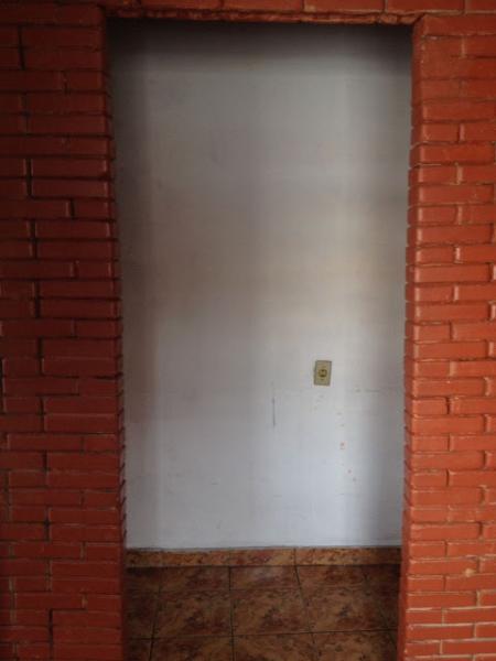 Imagem 3 da galeria do anúncio: Apartamento estilo kit net enfrente ao Shopping e natureza