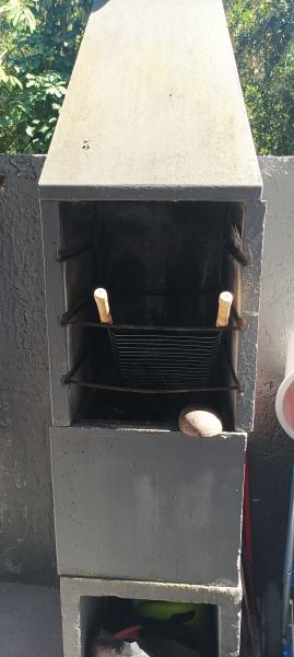 Imagem 1 da galeria do anúncio: Quarto em casa compartilhada no centrinho Morro das Pedras