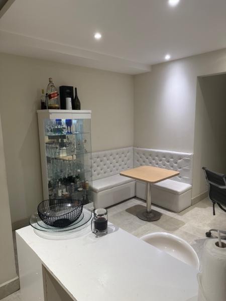 Imagem 4 da galeria do anúncio: Quarto Individual em Alphaville