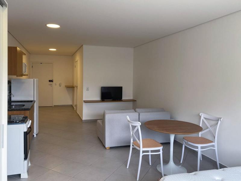 Imagem 10 da galeria do anúncio: Apartamento com 1 Quarto para alugar, 40m² - Centro