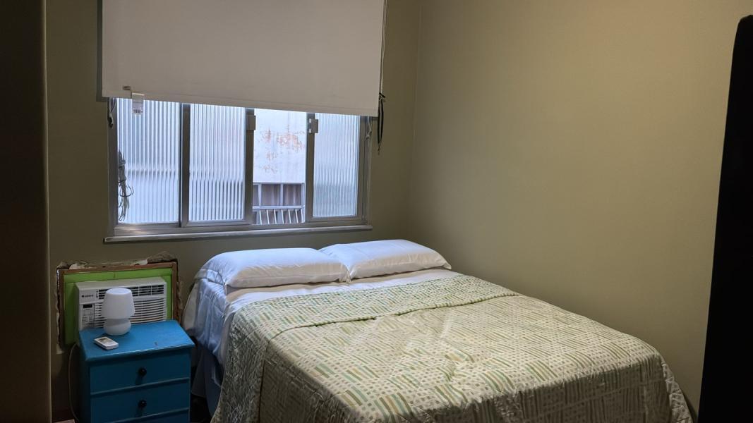 Imagem 5 da galeria do anúncio: Alugo quarto - Fonseca