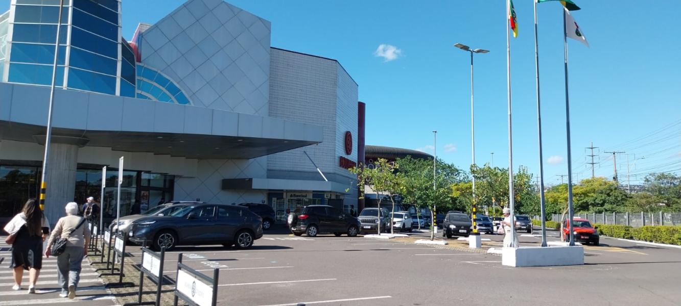 Imagem 7 da galeria do anúncio: alugo quartos privativo pra final do ano. .