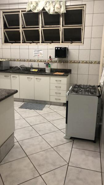 Imagem 8 da galeria do anúncio: Quarto disponível