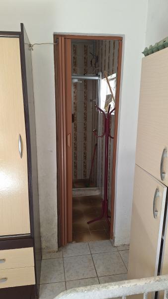 Imagem 7 da galeria do anúncio: Quarto individual feminino com banheiro