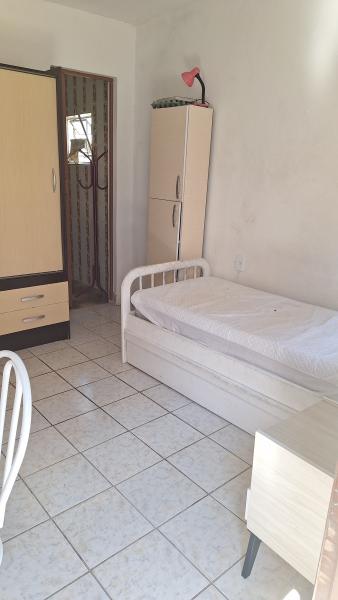 Imagem 2 da galeria do anúncio: Quarto individual feminino com banheiro