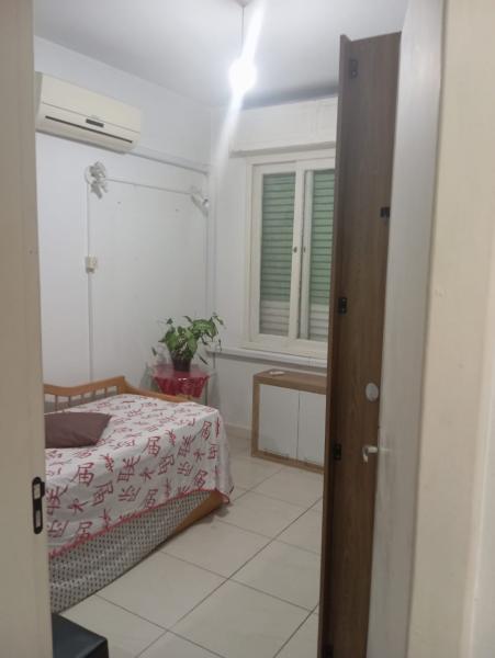 Imagem 2 da galeria do anúncio: Quarto perto da UFRGS