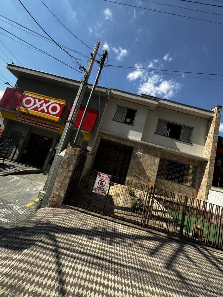 Imagem 1 da galeria do anúncio: Waka Waka Quartos Masculinos - Metrô Carrão