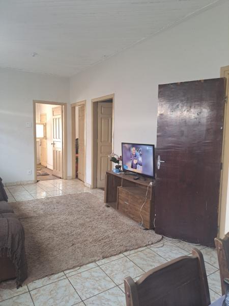 Imagem 3 da galeria do anúncio: Quarto perto do Assaí no centro de Araraquara