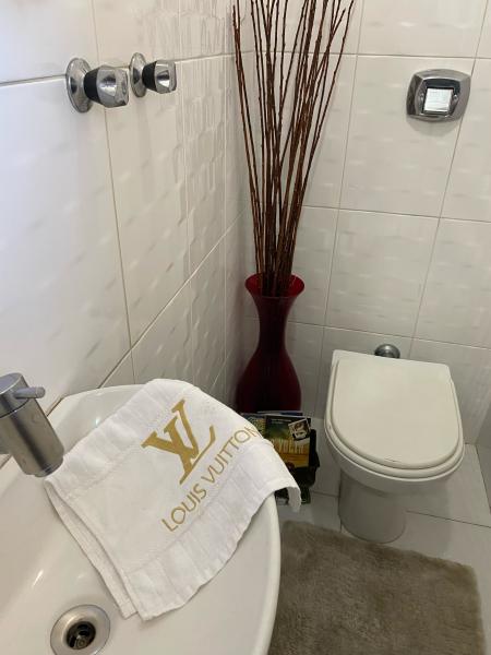 Imagem 2 da galeria do anúncio: aluga se qurtona região vila andrade  morumbi perro do metro