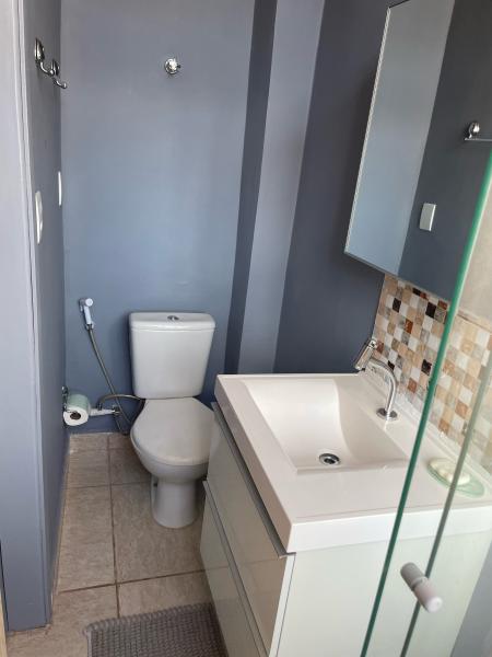 Imagem 4 da galeria do anúncio: QUARTO VIP C/BANHEIRO EXCLUSIVO