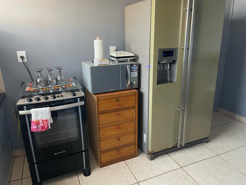 Imagem 12 da galeria do anúncio: QUARTO VIP C/BANHEIRO EXCLUSIVO