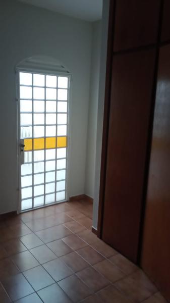 Imagem 1 da galeria do anúncio: Procuro rapaz pra dividir