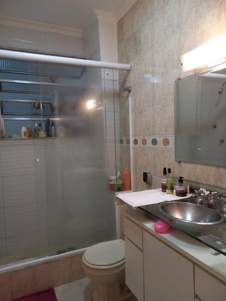 Imagem 7 da galeria do anúncio: Quarto Mobiliado em Copacabana