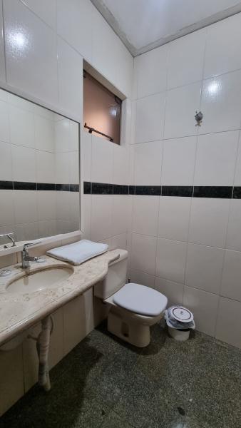 Imagem 5 da galeria do anúncio: Quarto Privativo - Tudo Incluso - A 1 min da Beira Mar