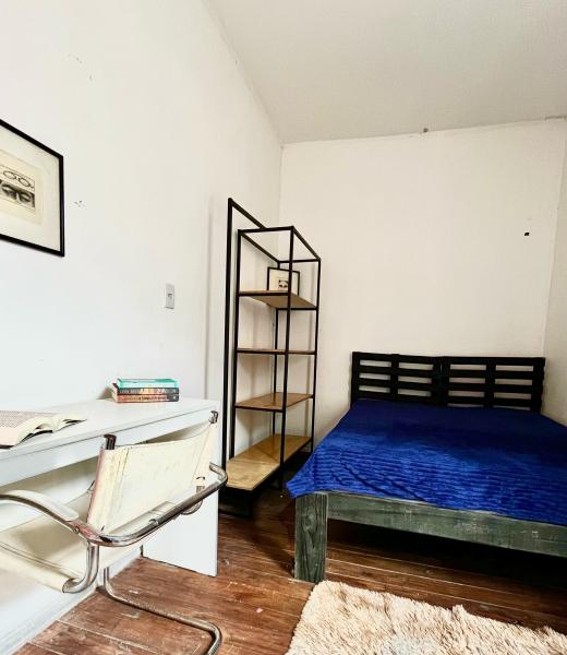 Imagem 2 da galeria do anúncio: Quarto mobiliado,c/ todas contas inclusas,a 5min da UFRGS.