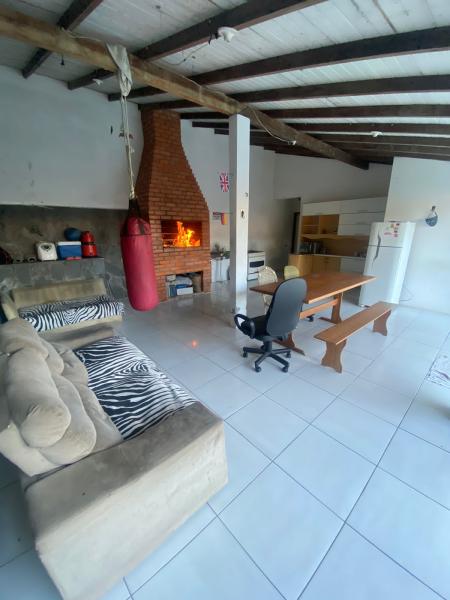 Imagem 2 da galeria do anúncio: Quarto UFSC Pantanal