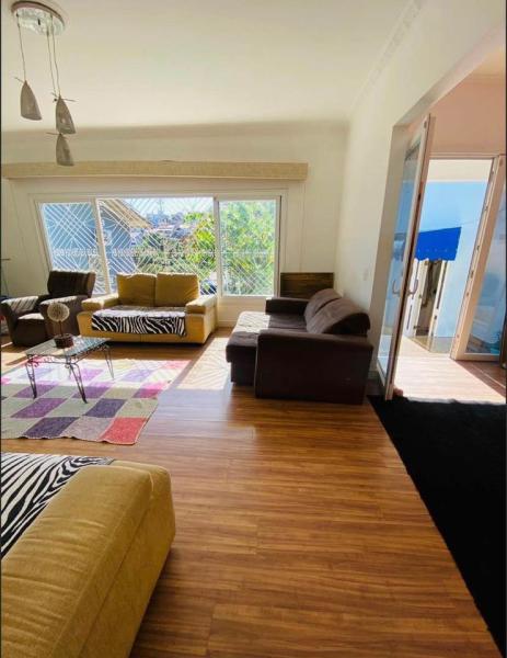 Imagem 9 da galeria do anúncio: Quarto UFSC Pantanal