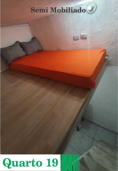 Imagem 1 da galeria do anúncio: Aluga-se Quarto tipo Kit (Bela Vista) 14 Minutos do Metrô