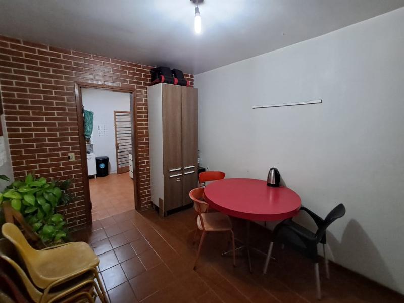 Imagem 3 da galeria do anúncio: Casa em Bairro Nobre