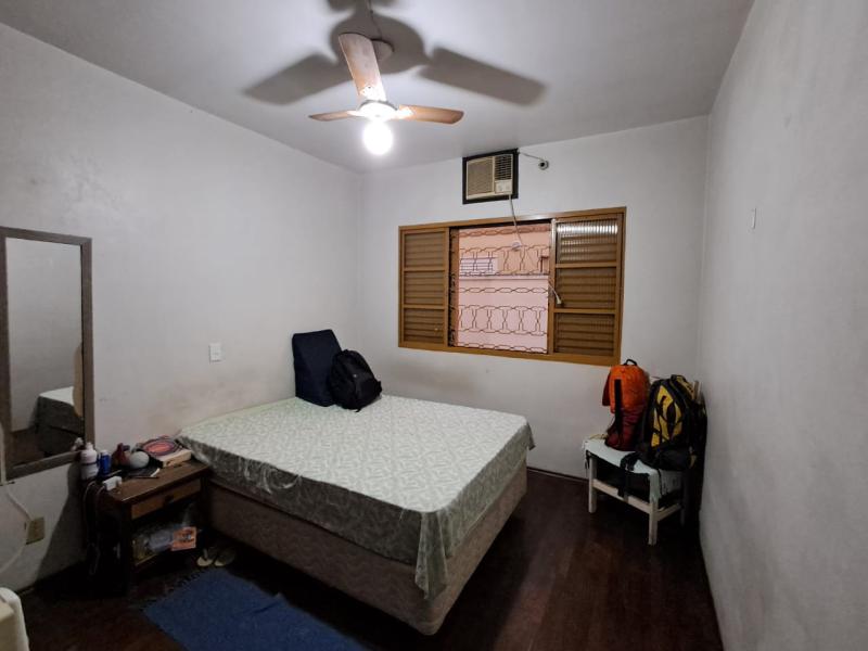 Imagem 6 da galeria do anúncio: Casa em Bairro Nobre