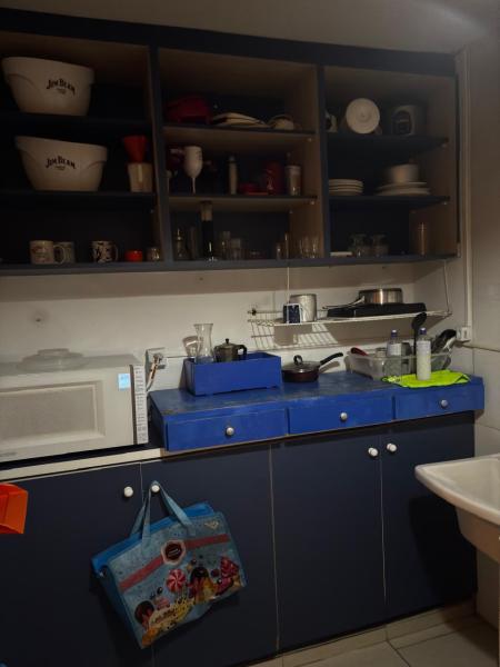 Imagem 12 da galeria do anúncio: suite com boas vibracoes com cozinha