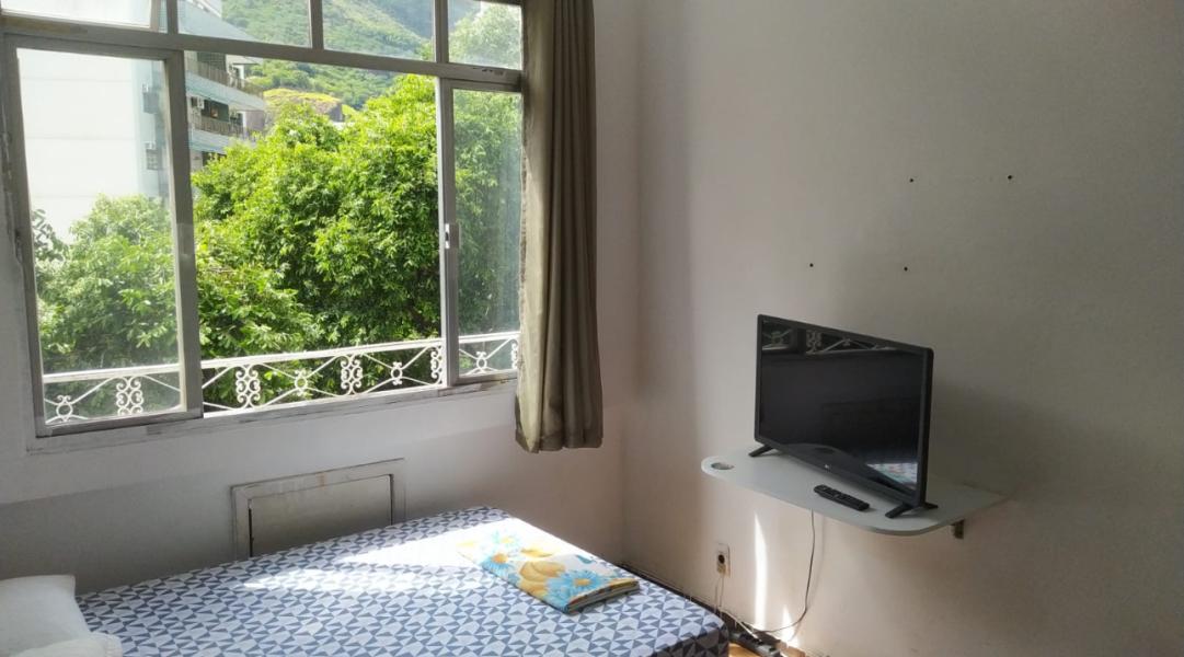 Imagem 2 da galeria do anúncio: Quarto Tijuca