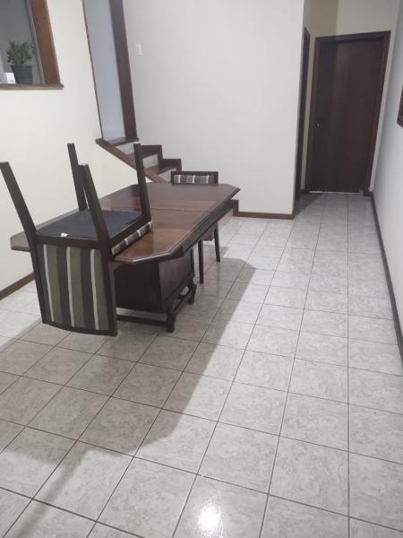 Imagem 10 da galeria do anúncio: Quarto Individual Centro Beira-mar