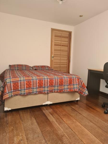 Imagem 2 da galeria do anúncio: Quarto individual, mobiliado Metrô Borba Gato