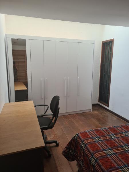 Imagem 1 da galeria do anúncio: Quarto individual, mobiliado Metrô Borba Gato