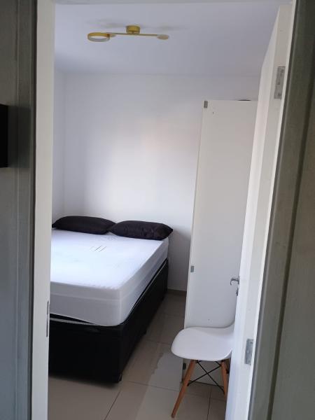 Imagem 2 da galeria do anúncio: Aluga-se um quarto perto da estação Patriarca do metrô.