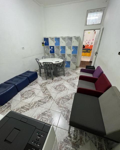 Imagem 9 da galeria do anúncio: Waka Pensão Metrô Belém