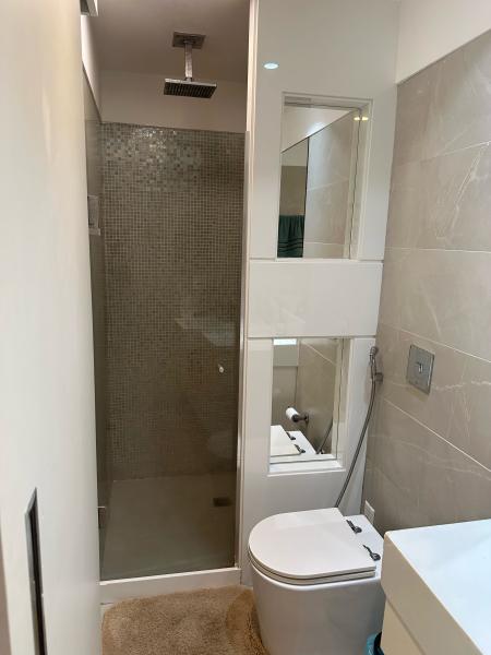 Imagem 5 da galeria do anúncio: Quarto banheiro privativo no Leblon