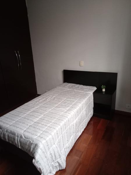 Imagem 1 da galeria do anúncio: República Vó Ceição e Vô Zezé