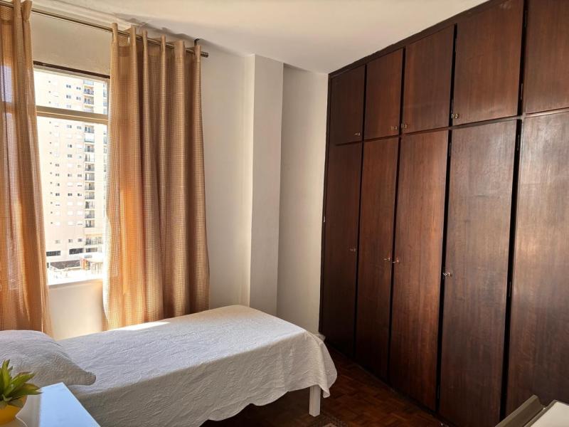 Imagem 7 da galeria do anúncio: Alugo quartos mobiliados no centro