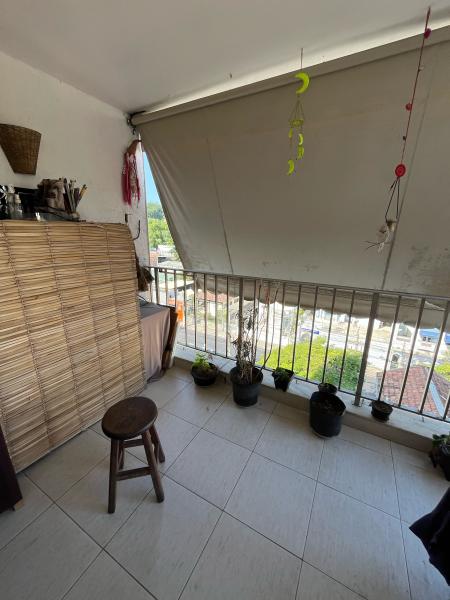 Imagem 4 da galeria do anúncio: quarto com vista e varanda