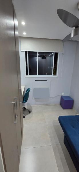 Imagem 1 da galeria do anúncio: Aluga-se Quarto - Frente ao Nova América Shoppingp