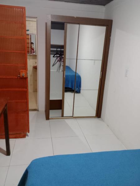 Imagem 3 da galeria do anúncio: Aluga-se quarto