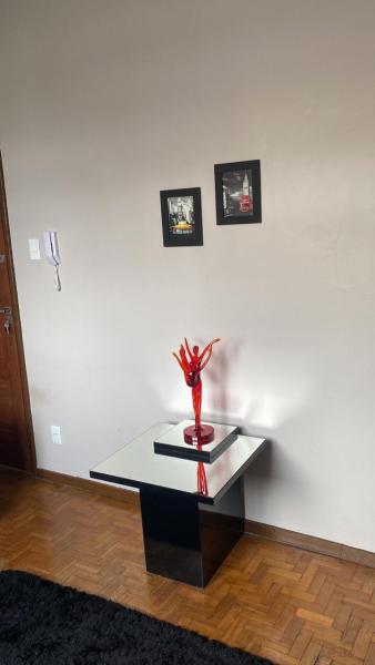 Imagem 1 da galeria do anúncio: Apartamento Mobiliado