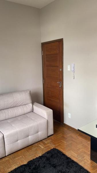 Imagem 2 da galeria do anúncio: Apartamento Mobiliado