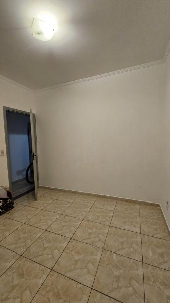 Imagem 3 da galeria do anúncio: Alugo quarto e banheiro individual na minha casa