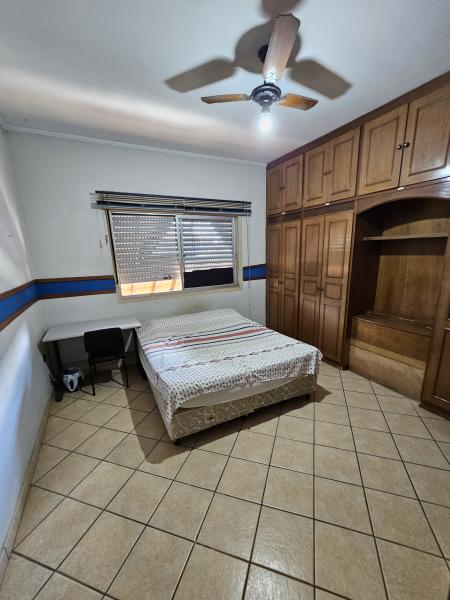 Imagem 1 da galeria do anúncio: Quarto aconchegante em casa de família