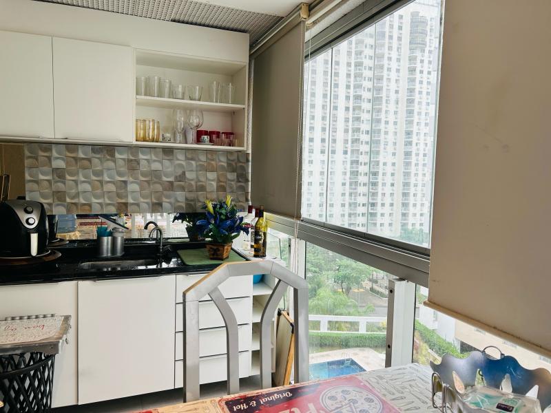 Imagem 6 da galeria do anúncio: recreio. quarto em apartamento.